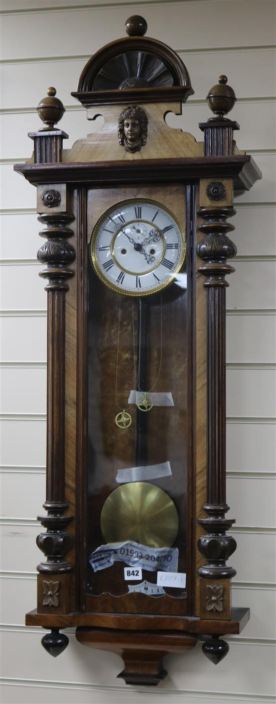 A walnut Vienna regulator W. 43cm